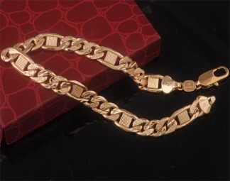 Gold Plated Armband